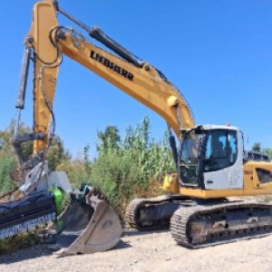 Liebherr R934 (sobre orugas)