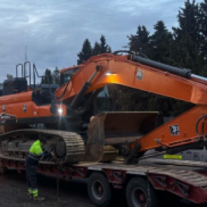 Doossan DX235LCR(sobre orugas)